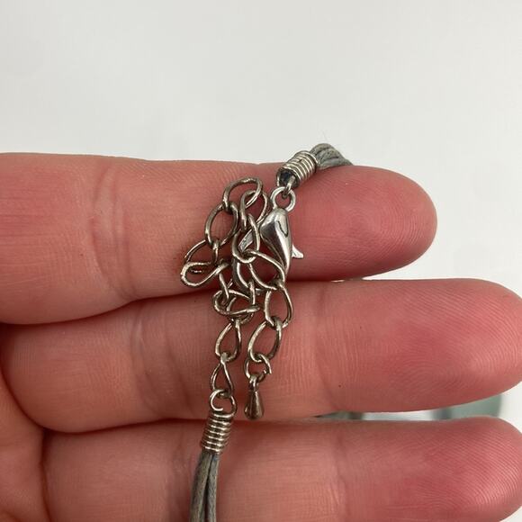 Acrylic blue stone and wooden bead layered necklace - Picture 4 of 5